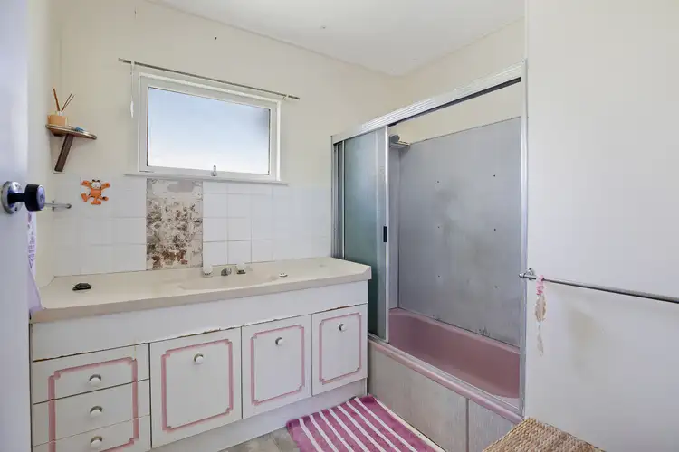 Fifth view of Homely house listing, 4 Hodges Street, East Mackay QLD 4740