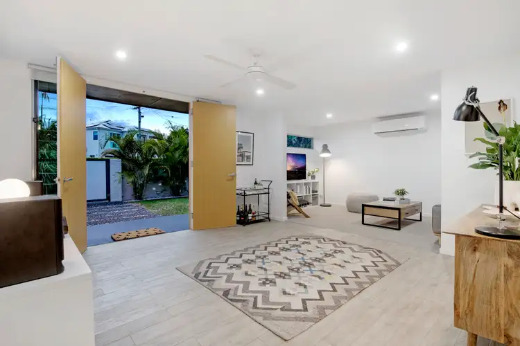 Fourth view of Homely house listing, 20 Ilkinia Avenue, Broadbeach Waters QLD 4218