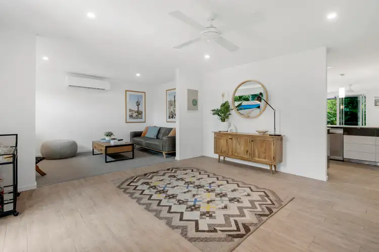 Sixth view of Homely house listing, 20 Ilkinia Avenue, Broadbeach Waters QLD 4218