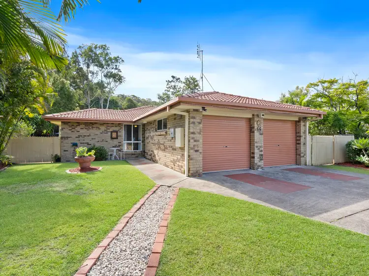 66 Village Way