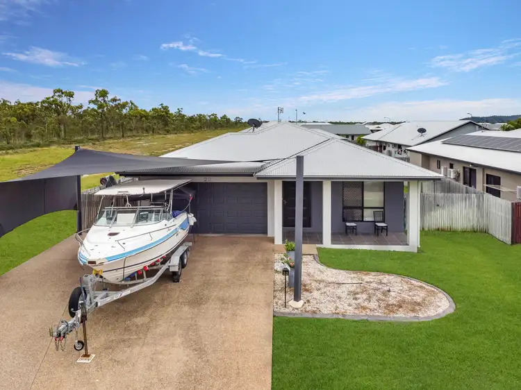 22 Dahlia Street, Burdell QLD 4818