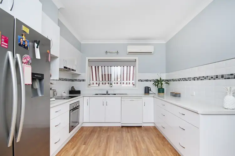 Second view of Homely house listing, 21 Lilac Street, Horsham VIC 3400