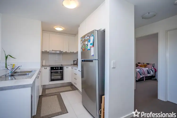211/7 Streatham Street, Beckenham WA 6107