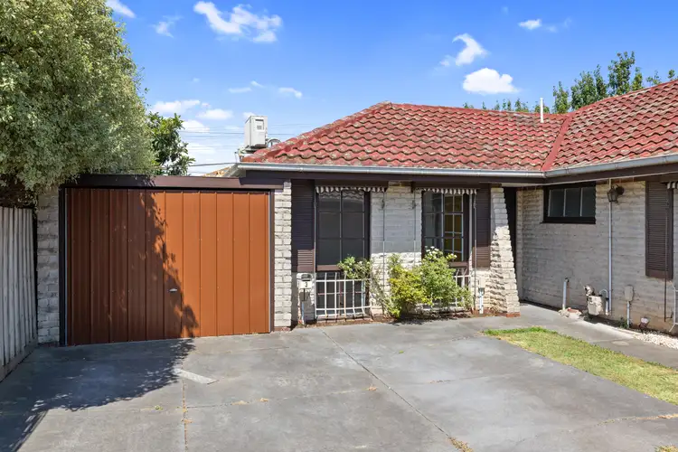 Main view of Homely unit listing, 3/2 Fiona Court, Cheltenham VIC 3192