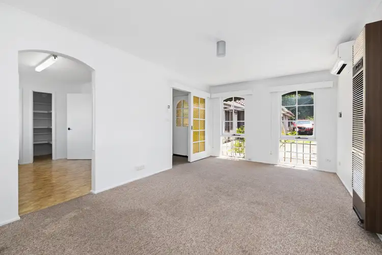 Second view of Homely unit listing, 3/2 Fiona Court, Cheltenham VIC 3192