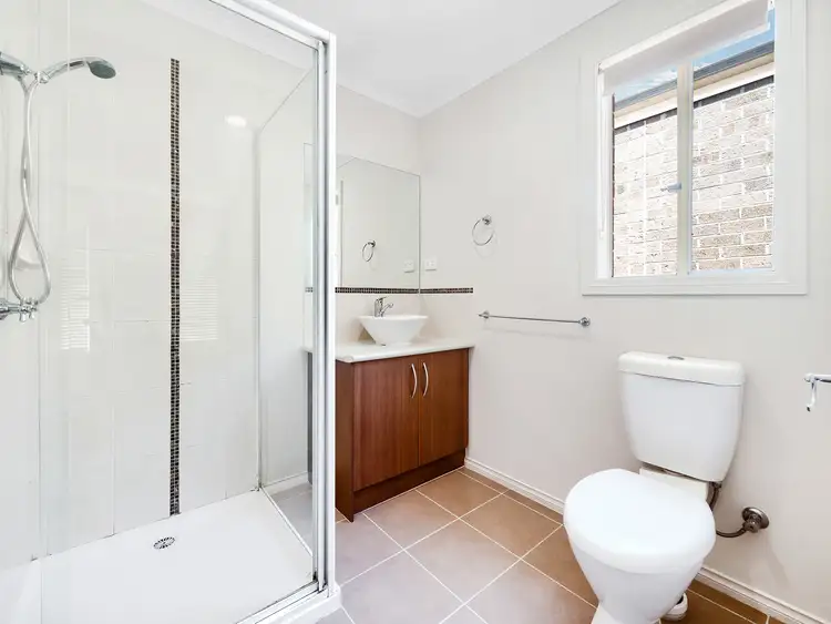 Fifth view of Homely house listing, 15 Yammerbook Way, Cranbourne East VIC 3977