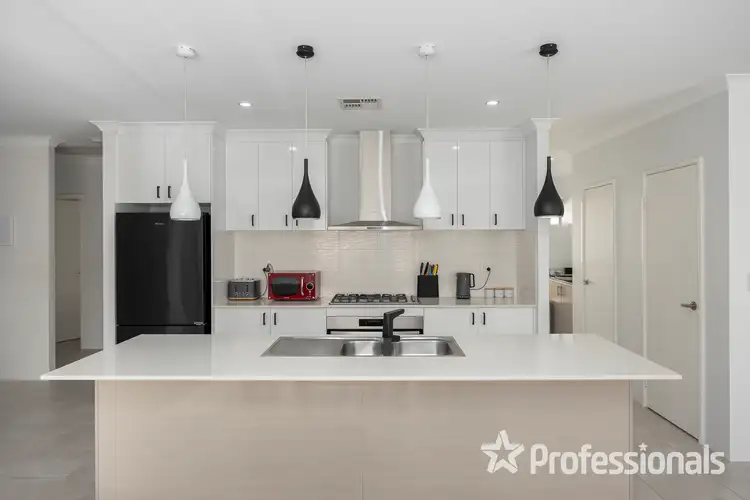 Sixth view of Homely house listing, 152 Hawksbill Drive, Alkimos WA 6038