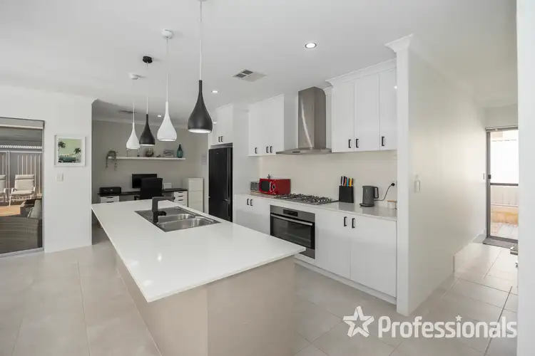 Seventh view of Homely house listing, 152 Hawksbill Drive, Alkimos WA 6038