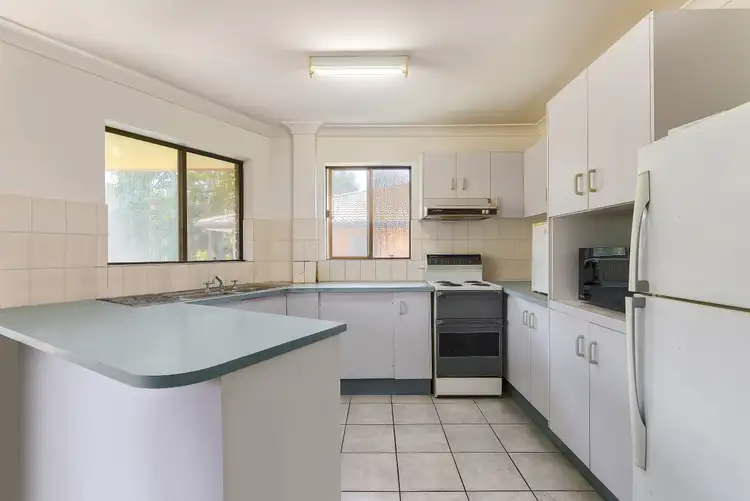 Third view of Homely apartment listing, 6/99 Oxford Terrace, Taringa QLD 4068