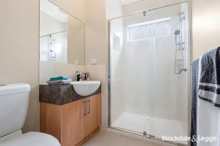 Fourth view of Homely house listing, 16 Glengarry Place, Craigieburn VIC 3064