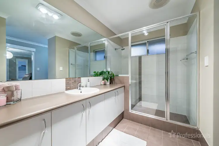 Fifth view of Homely house listing, 32 Callosa Crescent, Alkimos WA 6038