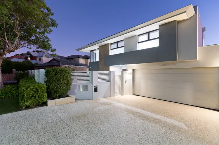 25 Darnell Avenue, Mount Pleasant WA 6153