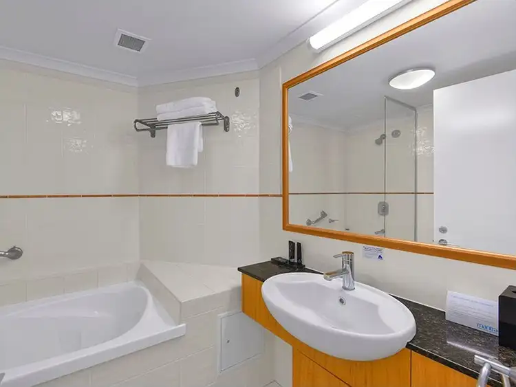 Fifth view of Homely apartment listing, 606/570 Queen Street, Brisbane City QLD 4000