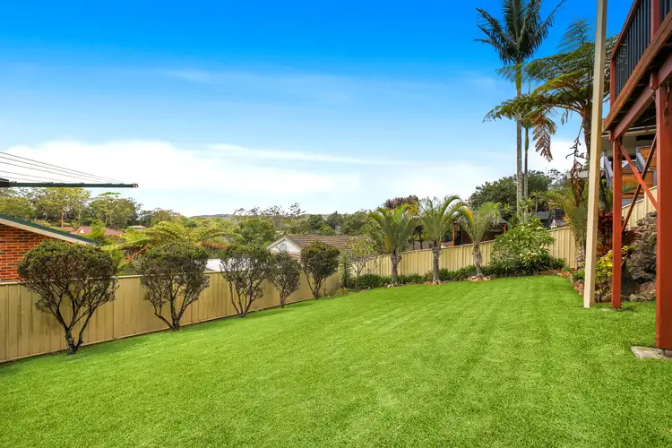 Third view of Homely house listing, 5 Stewart Brougham Close, Lisarow NSW 2250