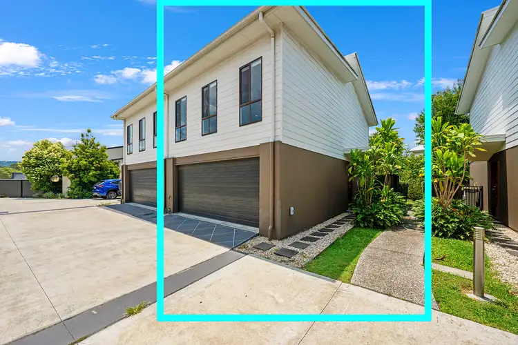 Main view of Homely townhouse listing, 2/2 Carnarvon Court, Oxenford QLD 4210