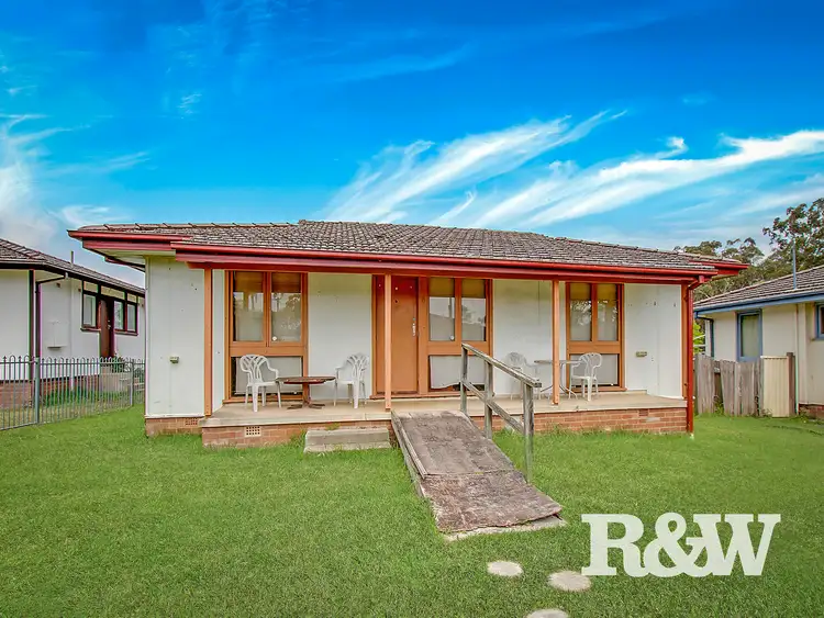 6 Cusack Place, Blackett NSW 2770