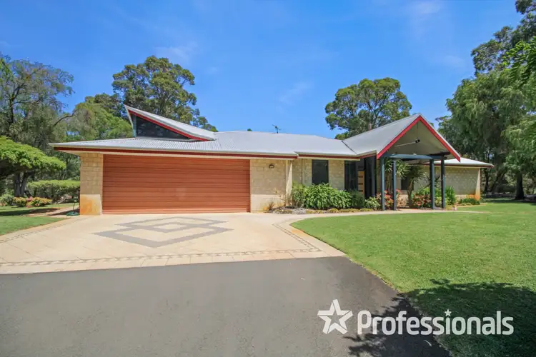 35 Wildflower Way, Leschenault WA 6233