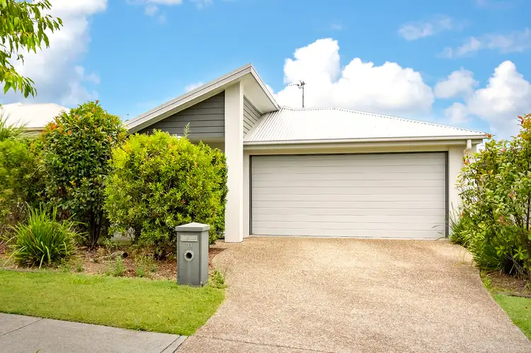11 Moonstone Street, Pimpama QLD 4209