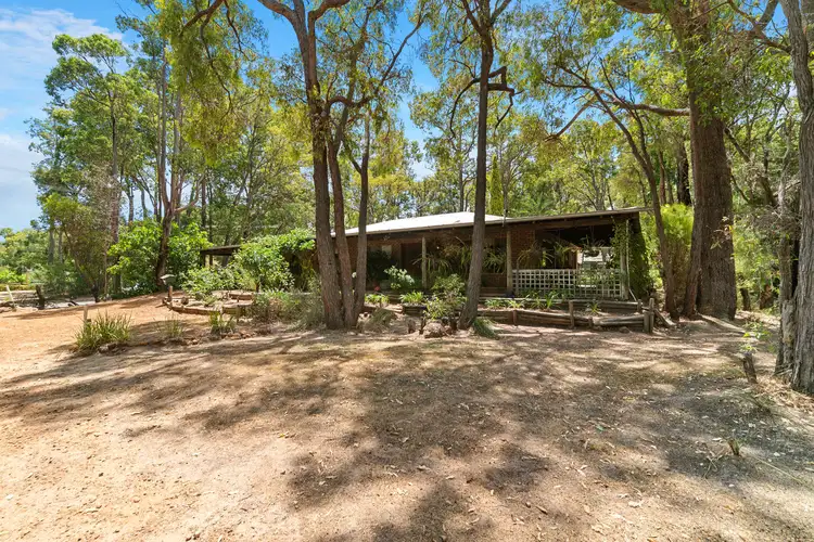 2775 Richardson Road, Parkerville WA 6081