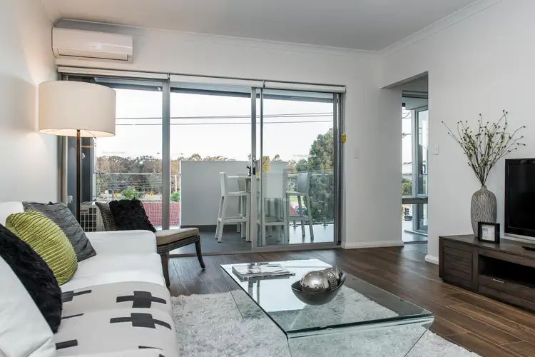 9/3 Liege Street, Woodlands WA 6018