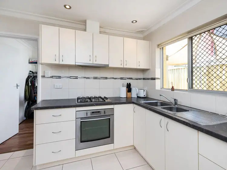 7/105 Edmund Street, Fremantle WA 6160