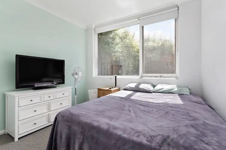 Fifth view of Homely apartment listing, 2/44 Cedric Street, Mordialloc VIC 3195