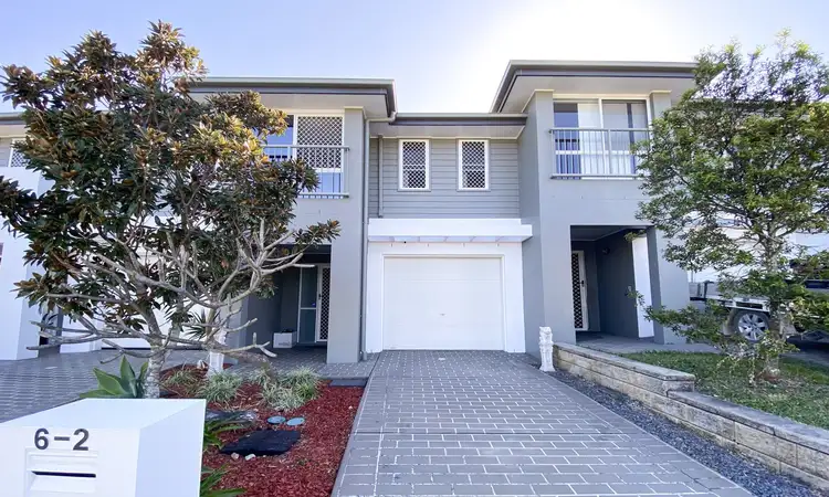 2/6 Spirula Street, Coomera QLD 4209