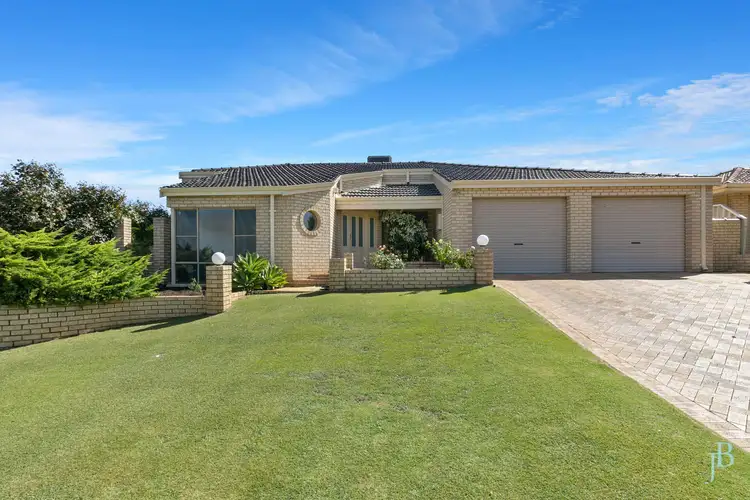 15 Timber Ridge Retreat, Leeming WA 6149
