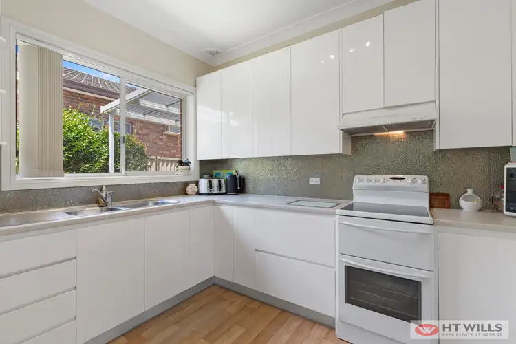 Fifth view of Homely villa listing, 1/101 Gloucester Road, Hurstville NSW 2220