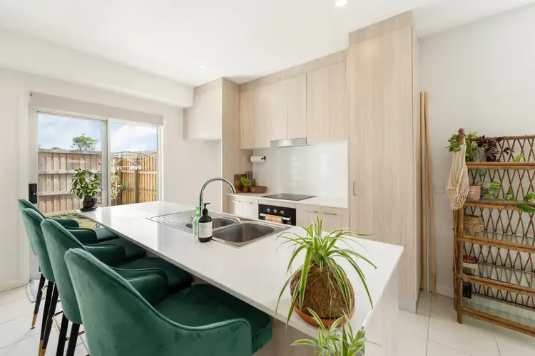 27/138 Central Street, Labrador QLD 4215