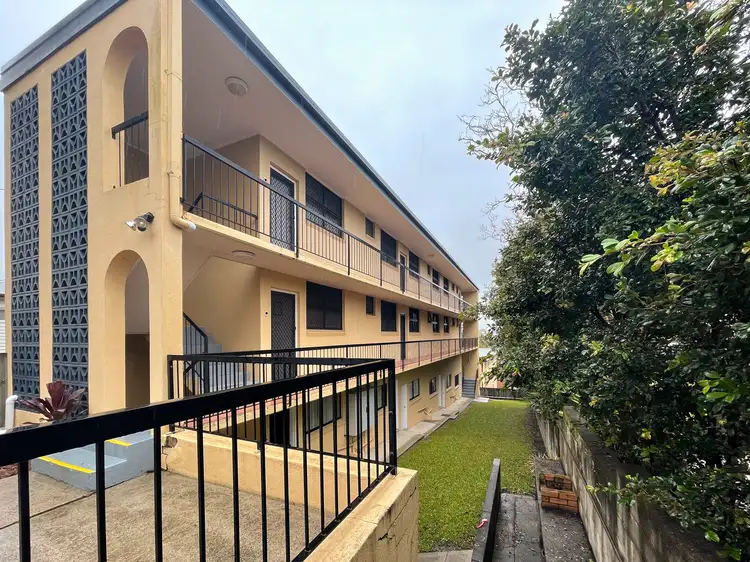 4/8 Oxenham Street, Nundah QLD 4012