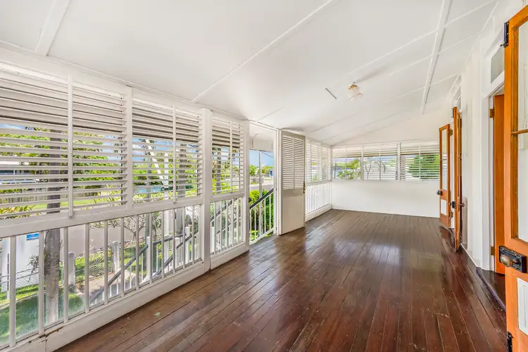 4 Sixth Avenue, South Townsville QLD 4810