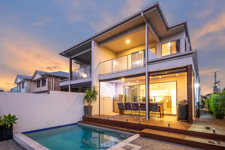 Main view of Homely house listing, 2/10 Vaggelas Crescent, Biggera Waters QLD 4216