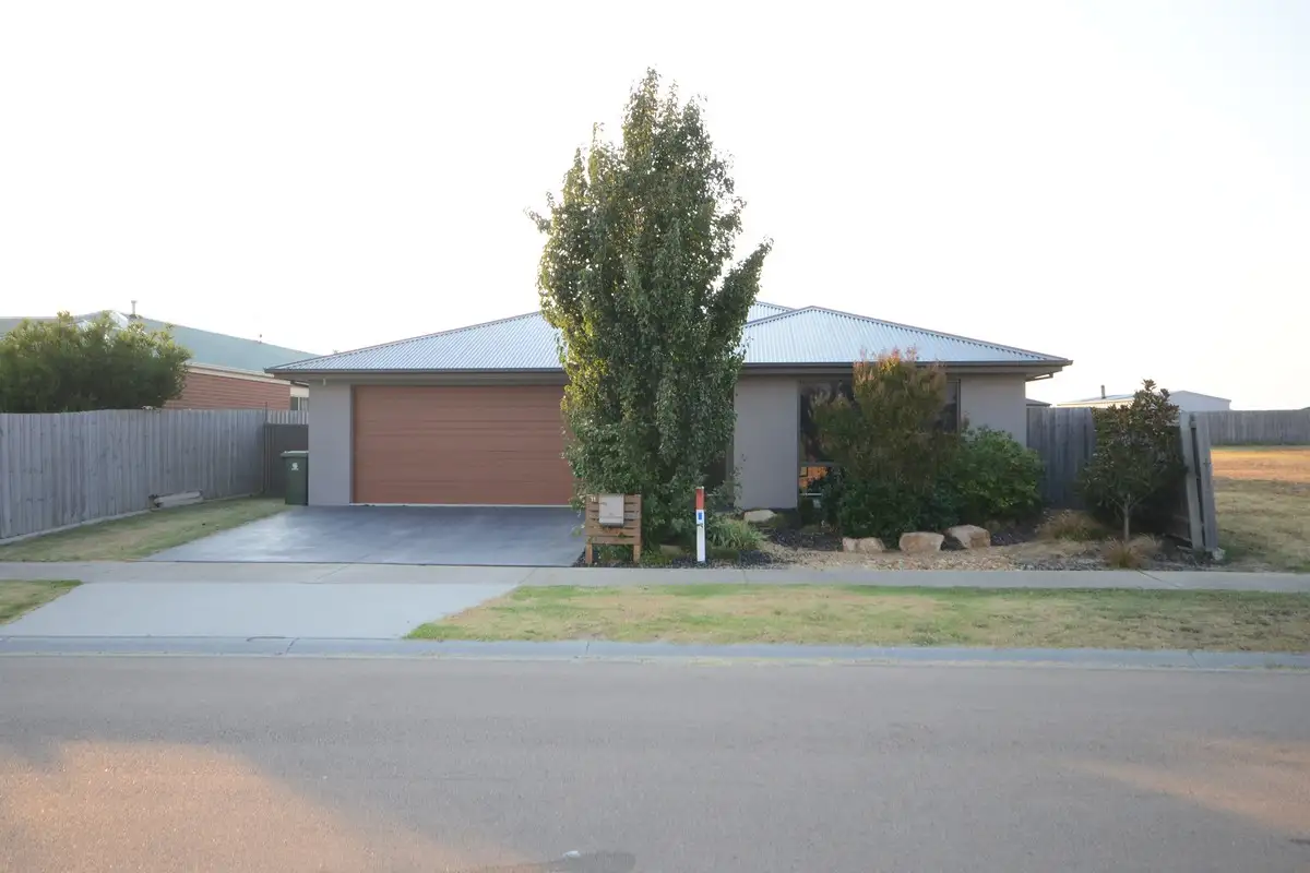Main view of Homely house listing, 11 Glendon Drive, Eastwood VIC 3875