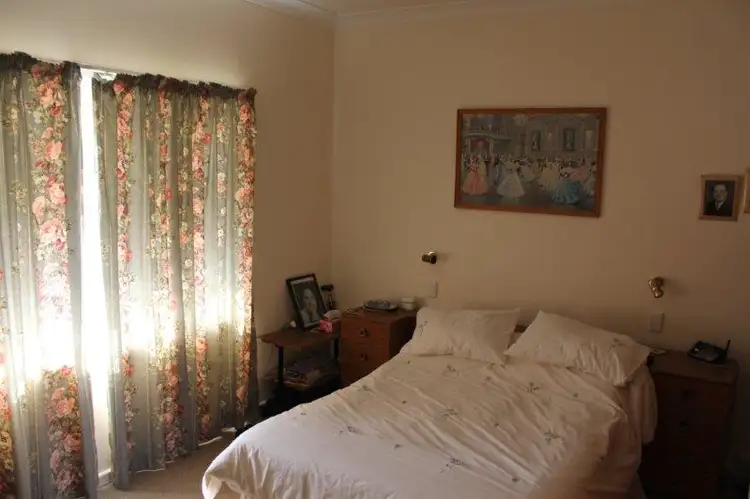 Fifth view of Homely house listing, 10 Farrar Parade, Merredin WA 6415
