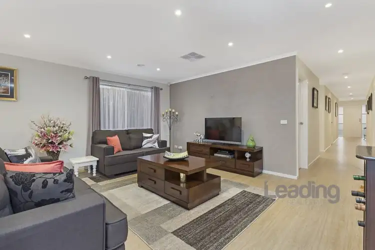 Second view of Homely house listing, 6 Giffen Place, Sunbury VIC 3429