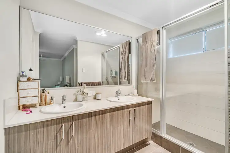 Sixth view of Homely house listing, 2 Gurnard Loop, Kealy WA 6280