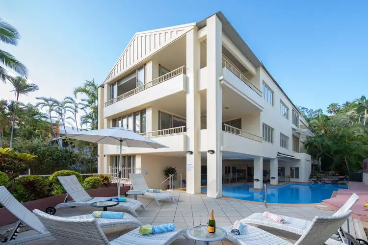 70 Macrossan Street