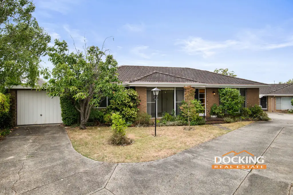 Main view of Homely unit listing, 2/9 Balmoral Crescent, Surrey Hills VIC 3127