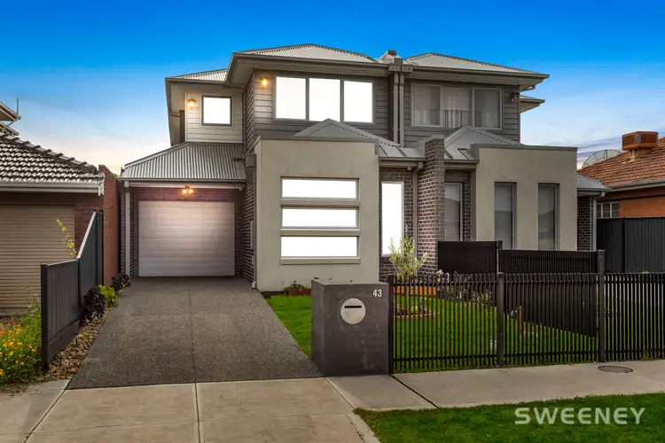 43 Second Avenue, Altona North VIC 3025