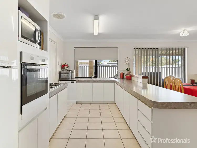 Sixth view of Homely house listing, 22 Walmer Place, Orelia WA 6167