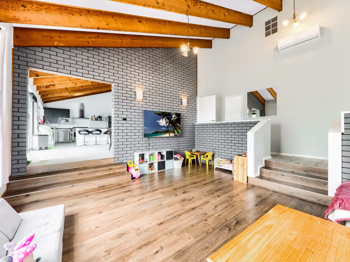 Main view of Homely house listing, 5 Martin Place, Pakenham VIC 3810