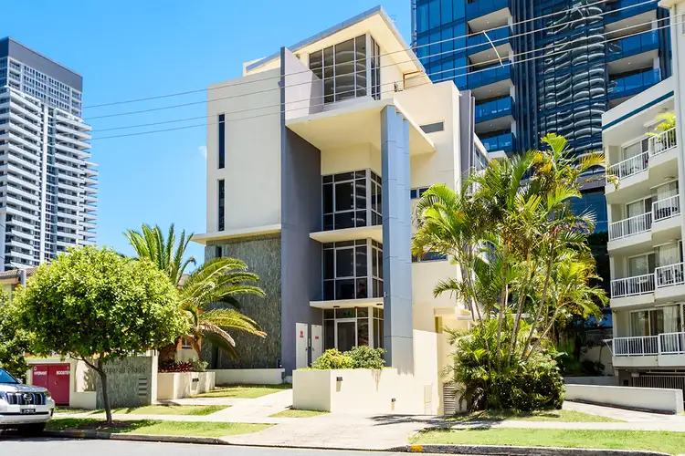 4/17 Anne Ave, Broadbeach QLD 4218