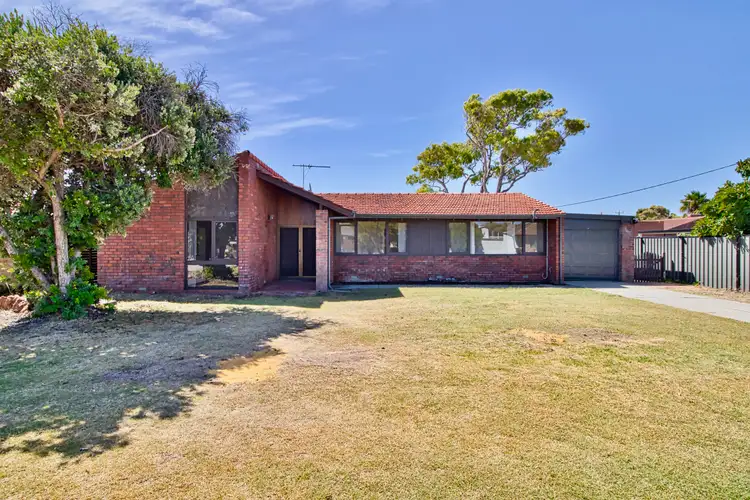 22 Bermuda Road, Safety Bay WA 6169
