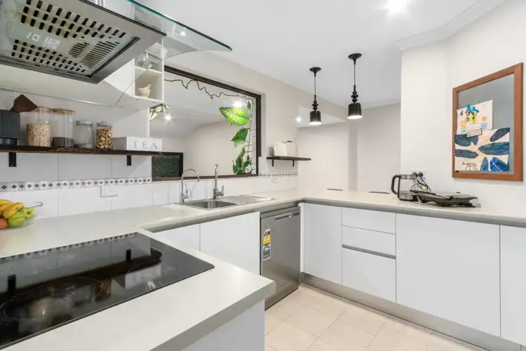 Sixth view of Homely house listing, 1/52 Endeavour Avenue, Bull Creek WA 6149