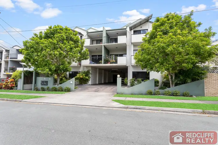 7/11 McNaughton Street, Redcliffe QLD 4020