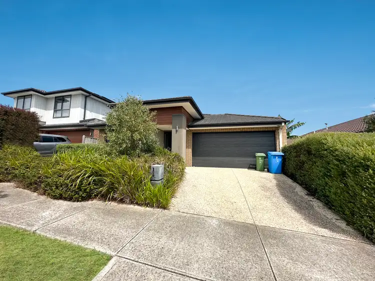 Second view of Homely house listing, 19 Noorat Place, Cranbourne North VIC 3977