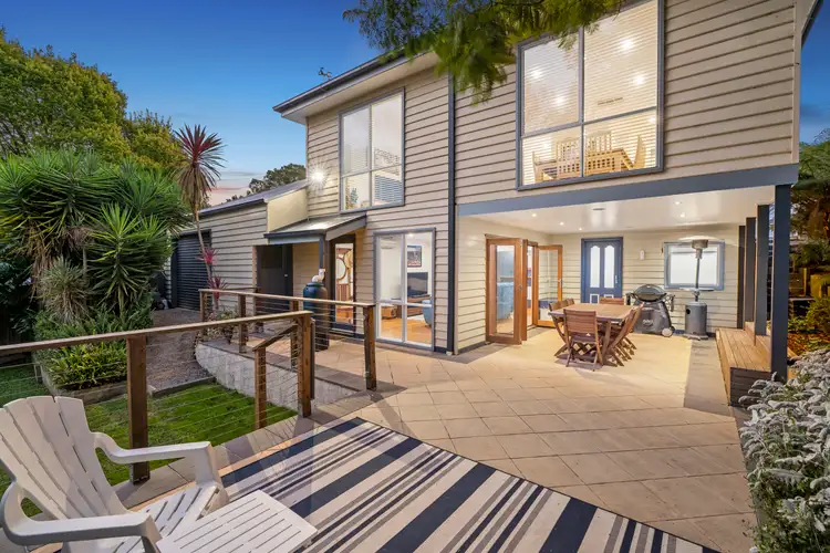 32 Benbow Crescent, Boronia VIC 3155