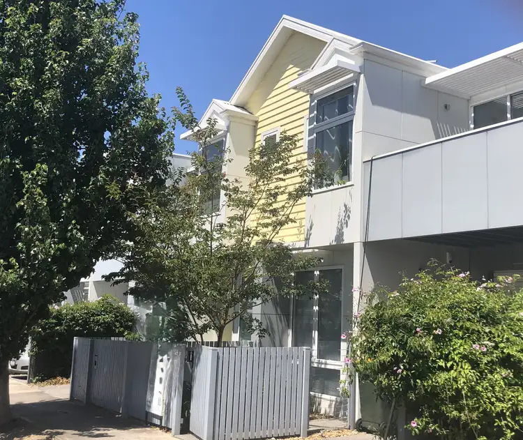 9b Collins Street