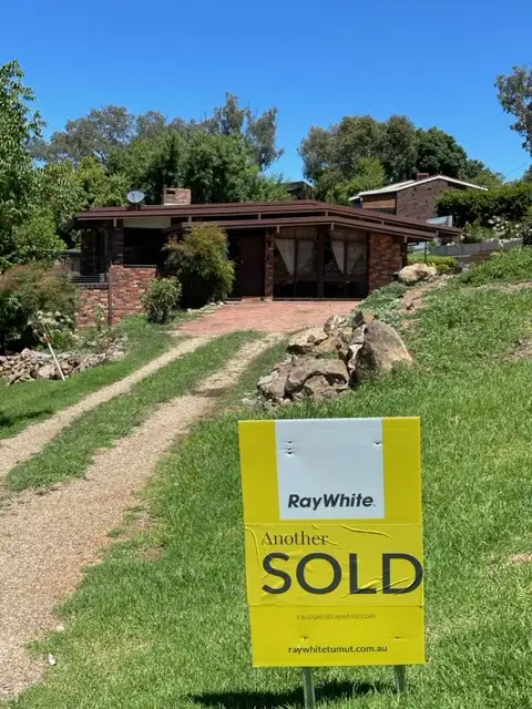 121 Dalhunty Street, Tumut NSW 2720